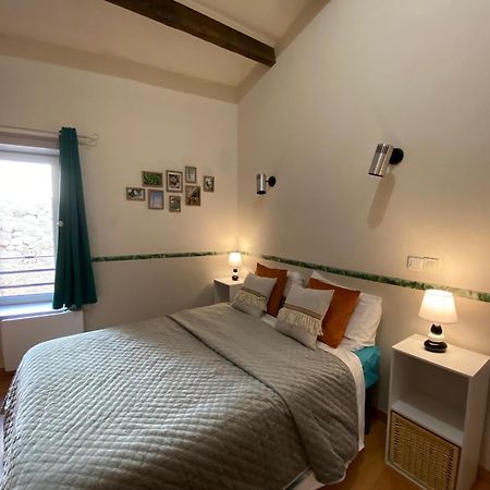 Maison De Village Atypique Saint-Genies-de-Fontedit Eksteriør billede