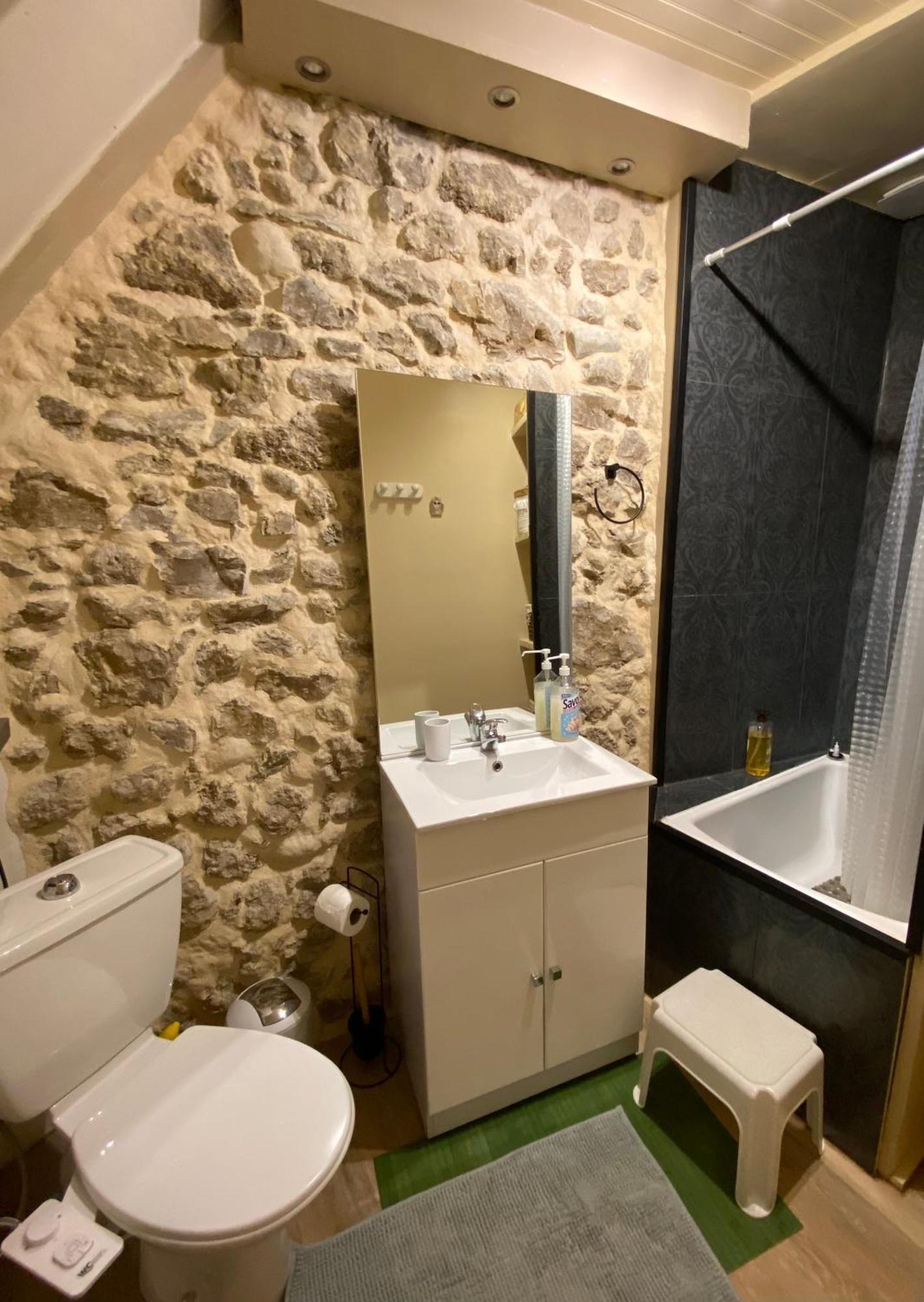 Maison De Village Atypique Saint-Genies-de-Fontedit Eksteriør billede