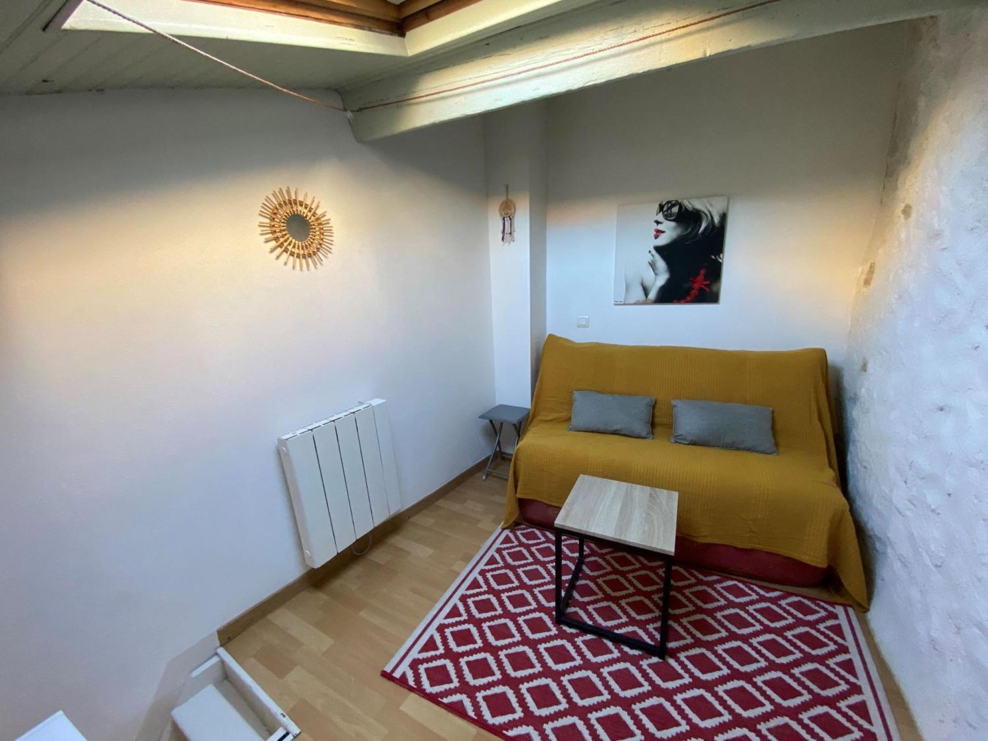 Maison De Village Atypique Saint-Genies-de-Fontedit Eksteriør billede